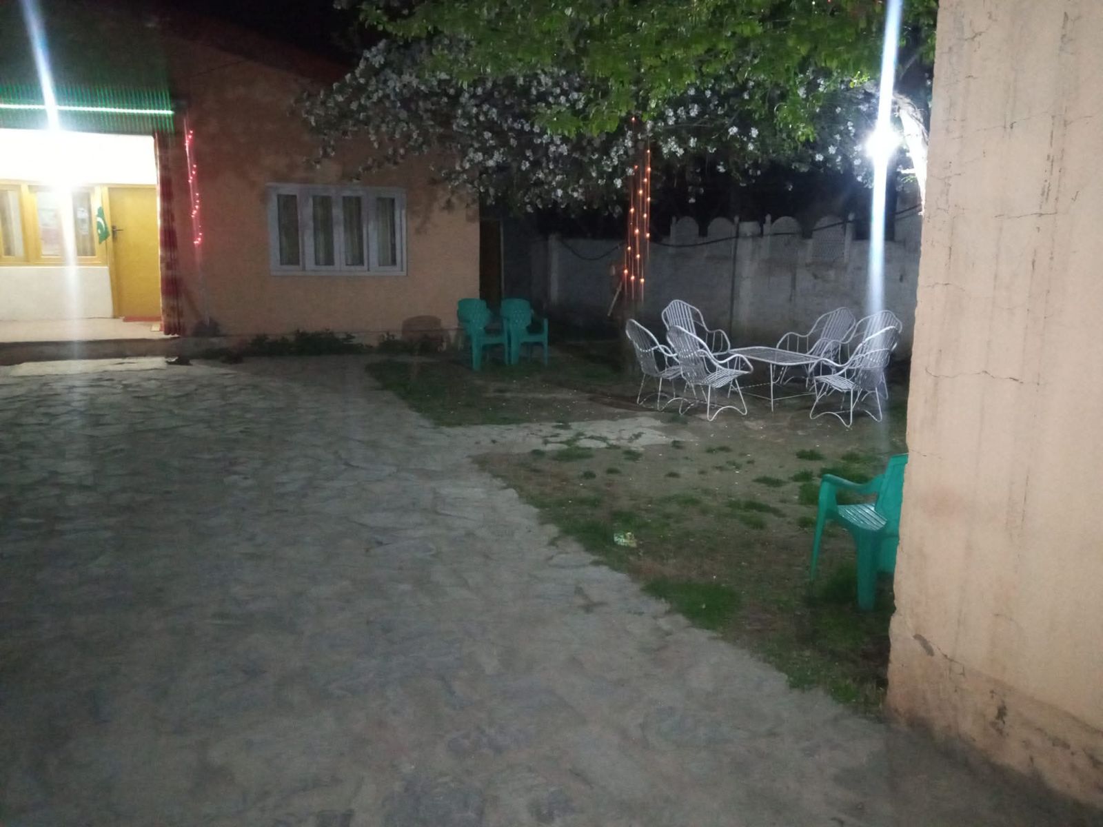 Gang Sengey Guest House Skardu
