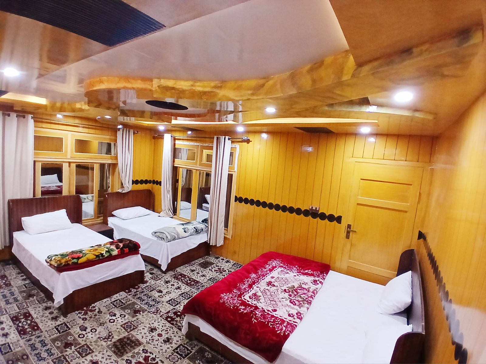 Deluxe Suite