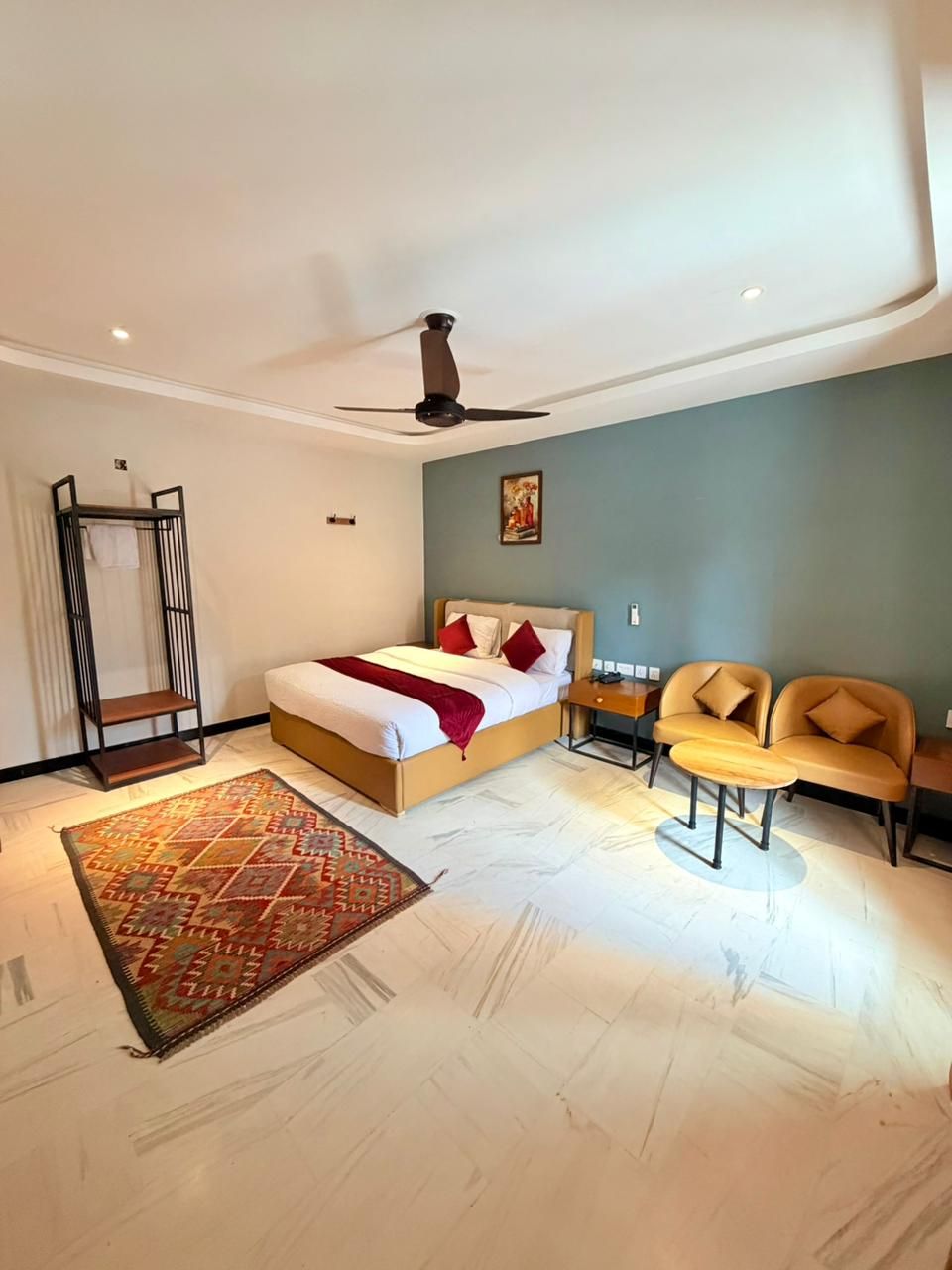 Deluxe Suite