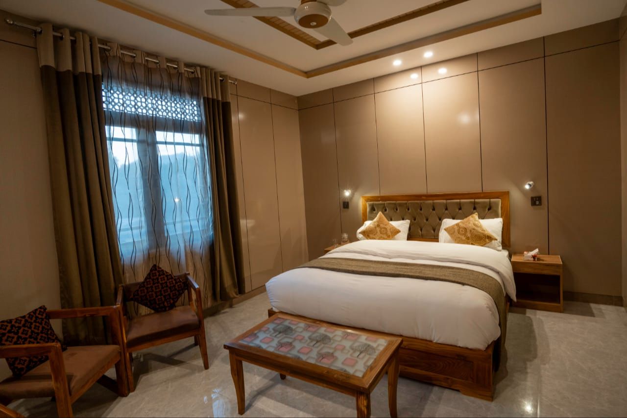 Deluxe Suite